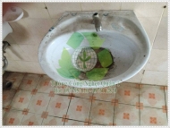 Làm thế nào để thoát nước phòng tắm bị tắc