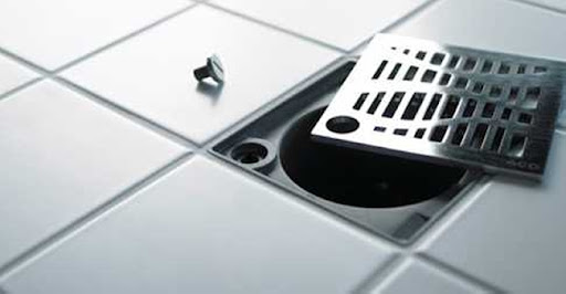 Cống nh&agrave; chung cư bốc m&ugrave;i h&ocirc;i