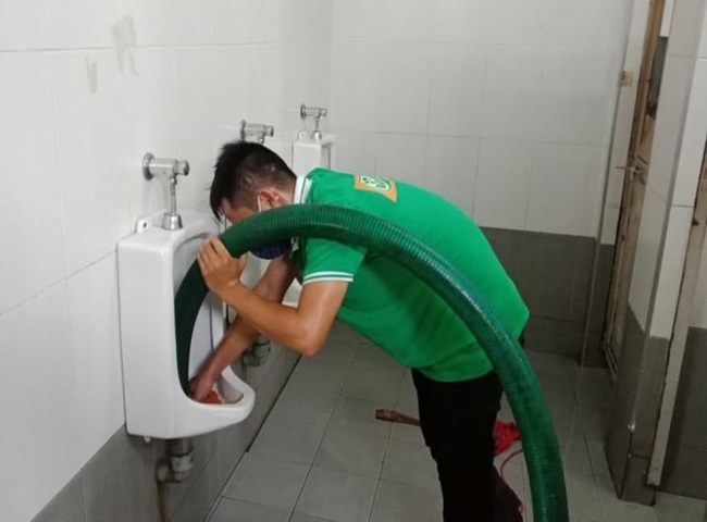 thông bồn tiểu nam quận 1 đúng quy trình