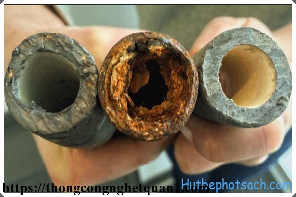 Vệ sinh đường ống b&aacute;m cặn bẩn