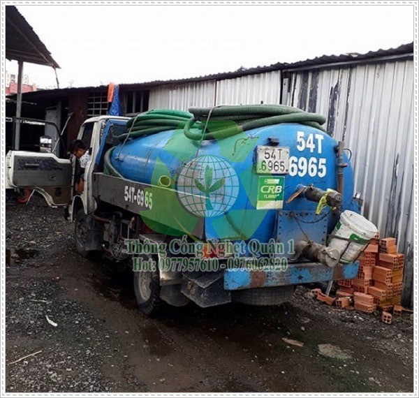 H&uacute;t bể phốt phường dịch vọng.