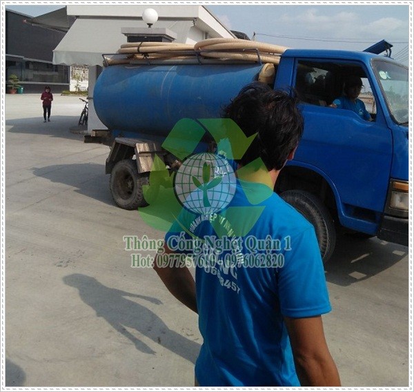 H&uacute;t bể phốt tại B&aacute;t Tr&agrave;ng