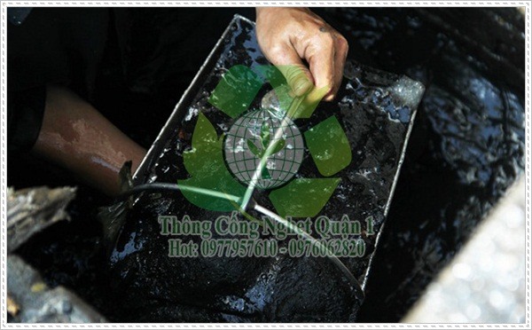 Xử l&yacute; ống tho&aacute;t nước bị tắc hiệu quả nhất